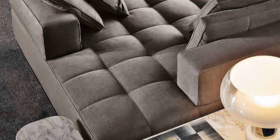 Диван из коллекции Lawrence бренда Minotti